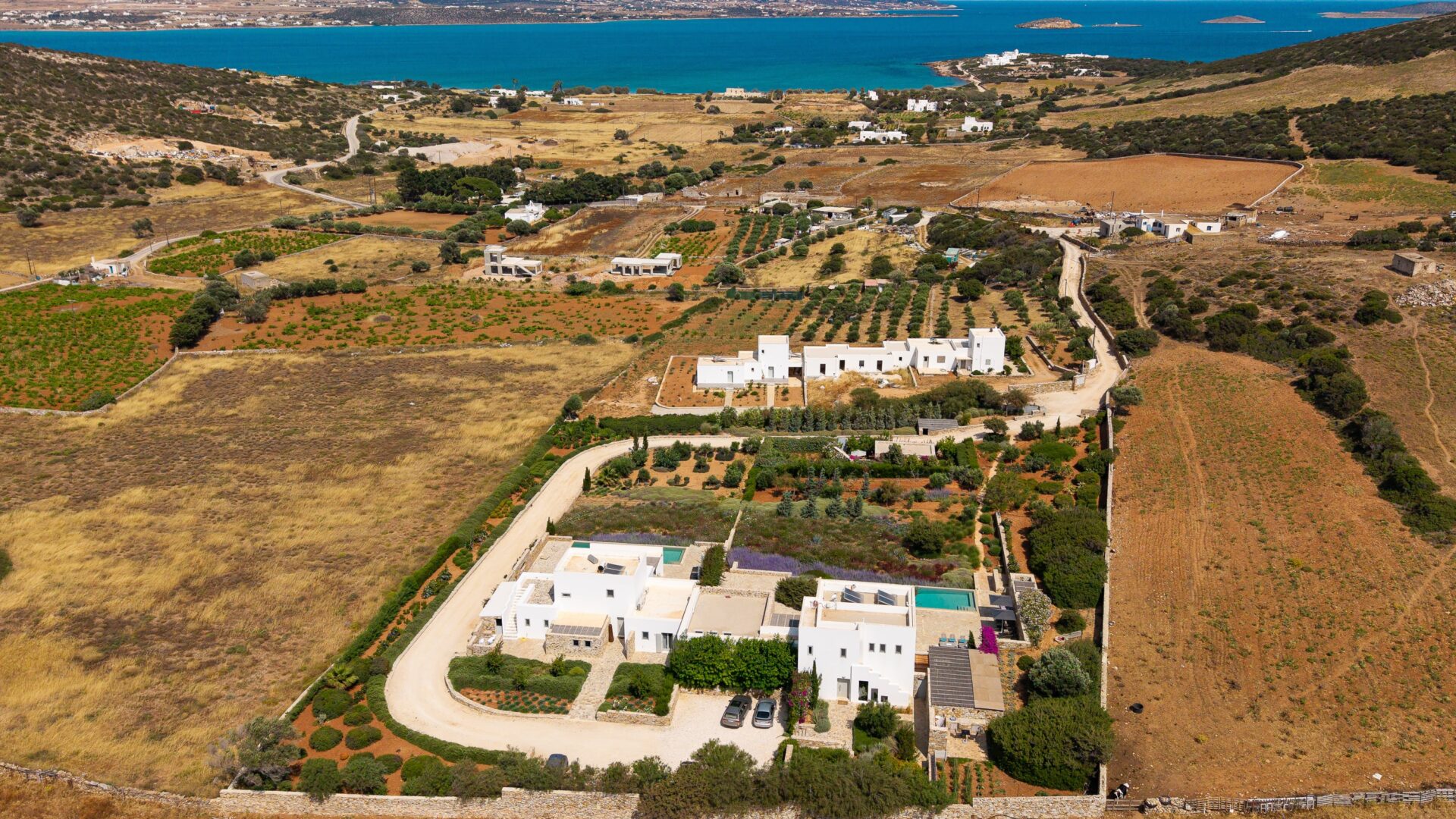 Entire villa complex, west to east-min