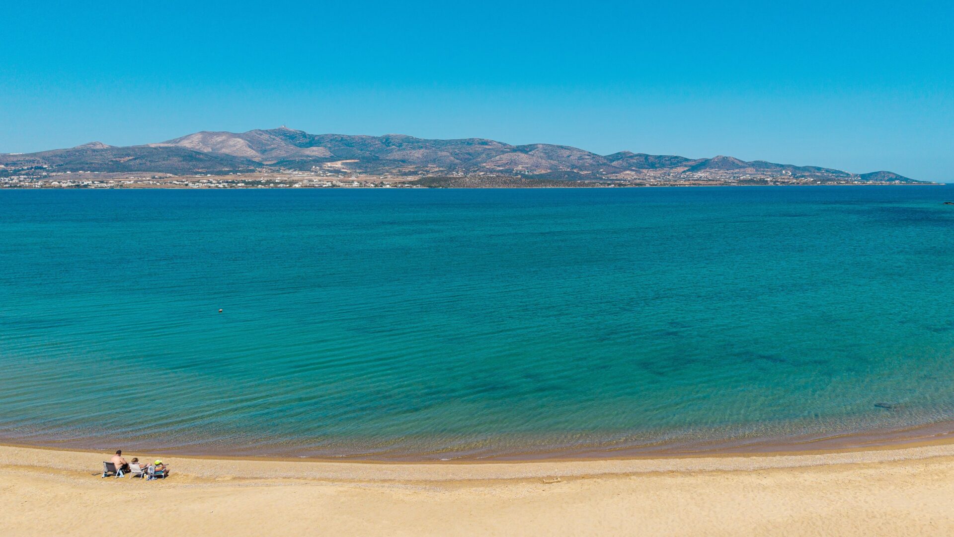 Nearest beach (Glyfa) - 3-min