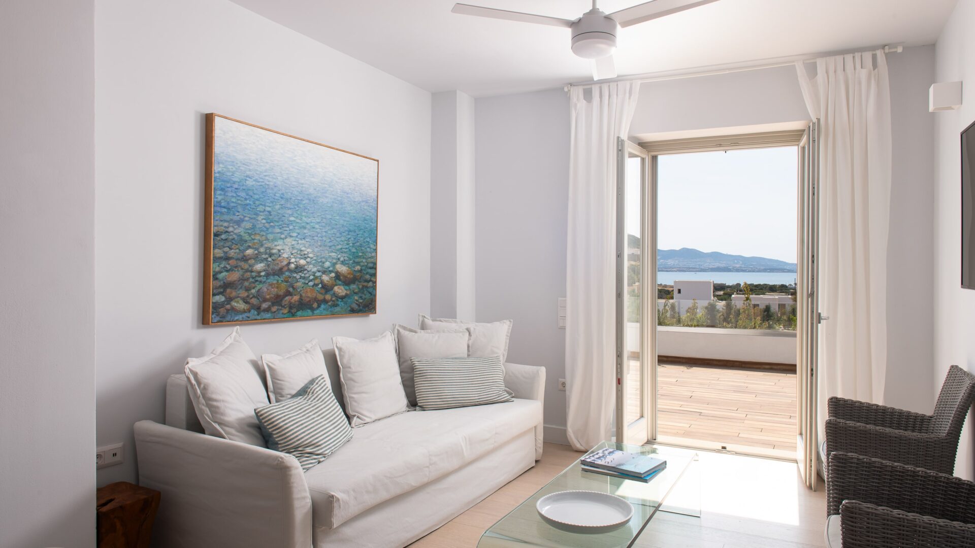 Small Lounge, 1st floor, - 2-min