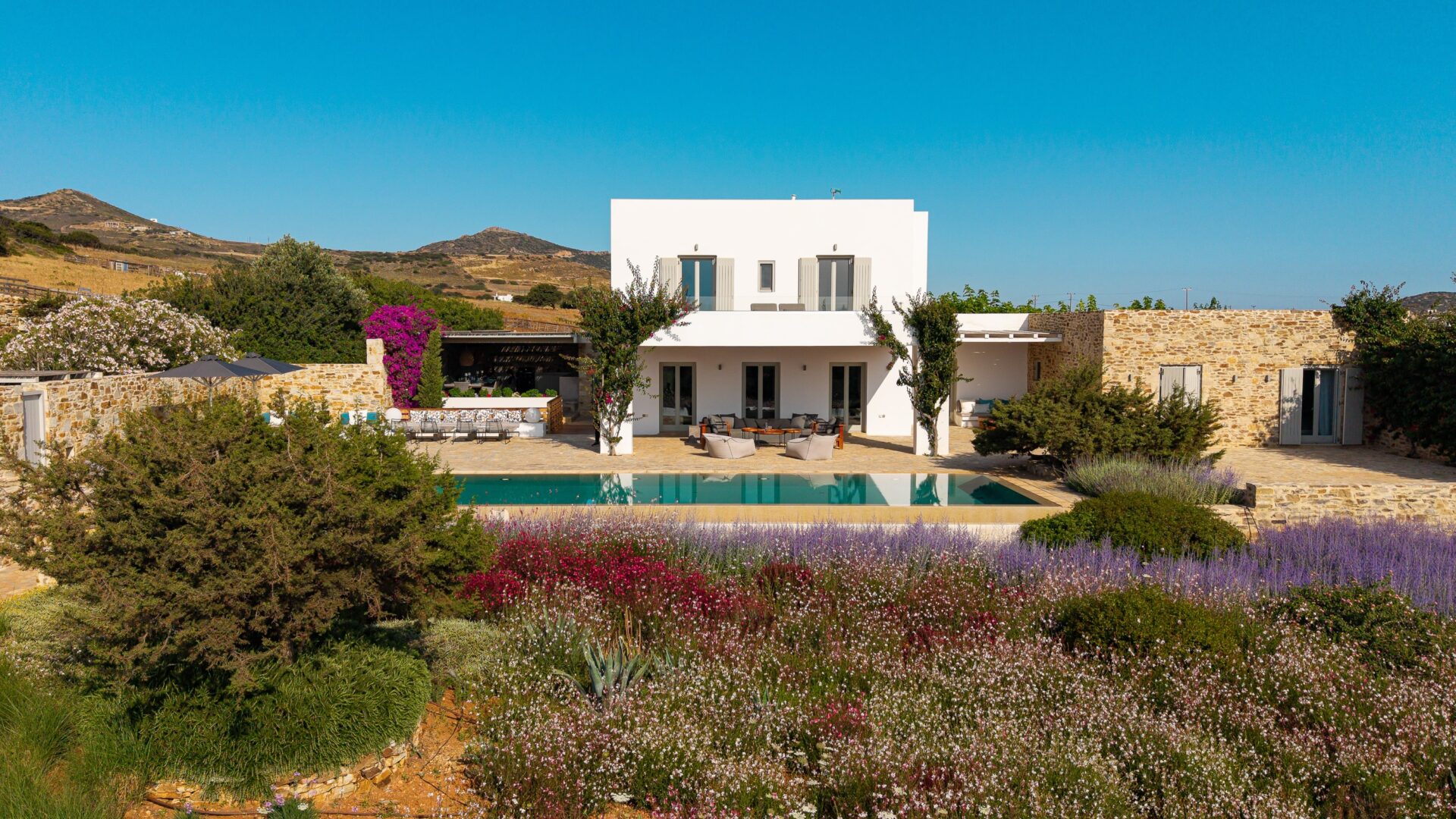 Villa Lavante, view from East - 3-min