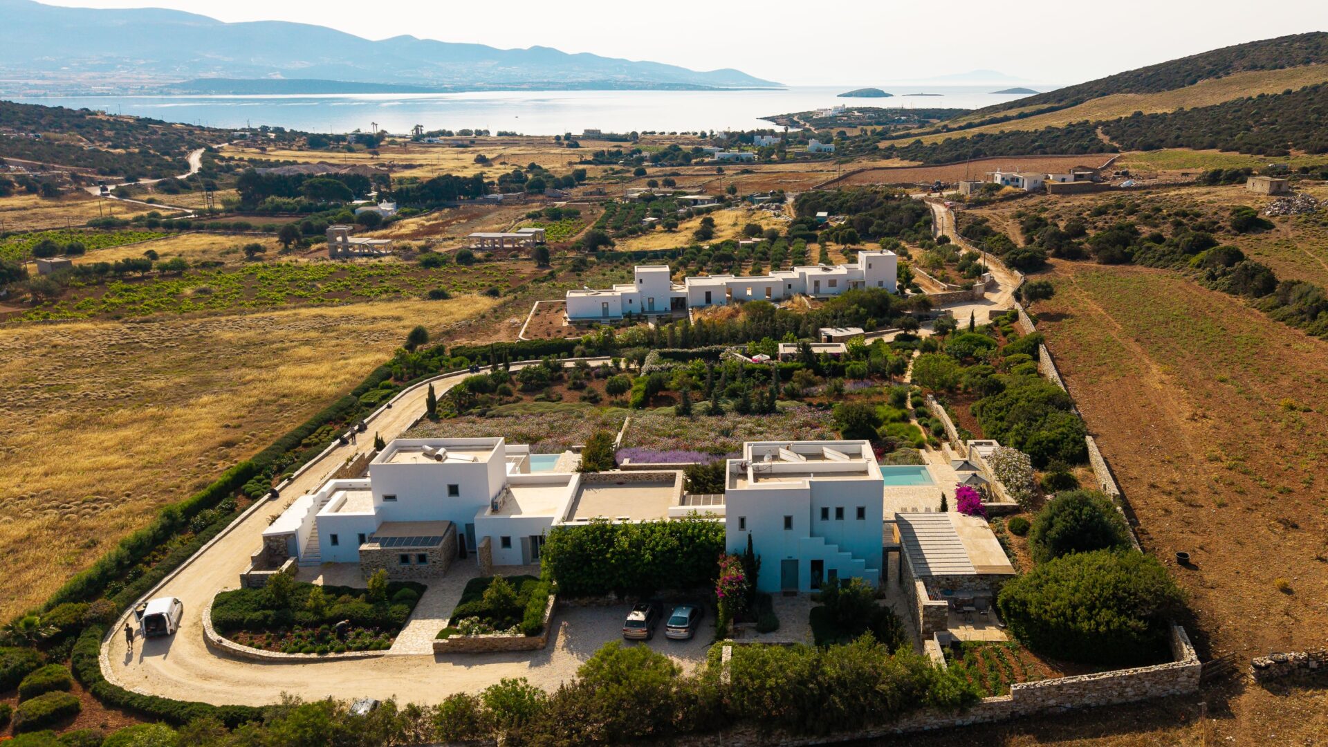 Villa complex & surroundings W to E-min